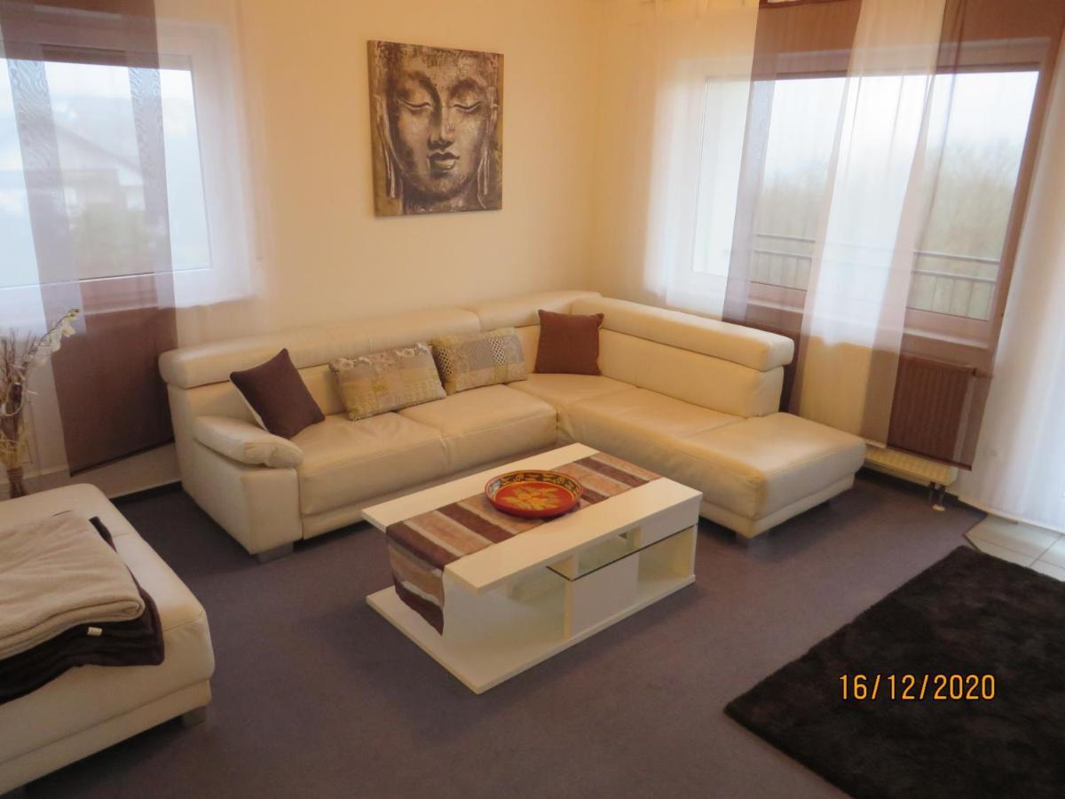 Ferienwohnung Am Hofgarten Langenfeld  Zewnętrze zdjęcie