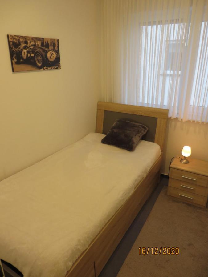 Ferienwohnung Am Hofgarten Langenfeld  Zewnętrze zdjęcie